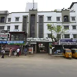 Oyo Flagship 470 Us Consulate