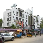 Oyo Flagship 470 Us Consulate